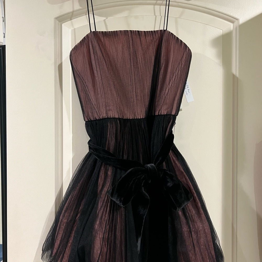 Alice + Olivia Elegant Black and Pink Princess Cocktail Dress